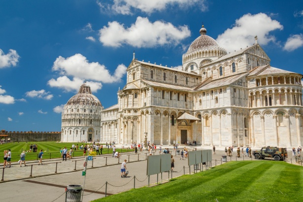 Il Duomo di Pisa nel suo stile dal Romanico al Gotico