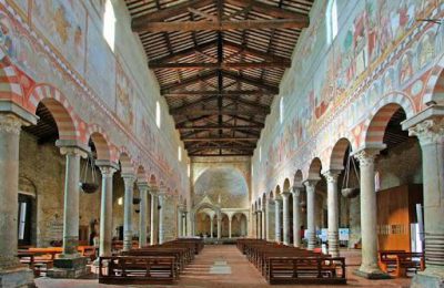 La Basilica di San Piero a Grado interno